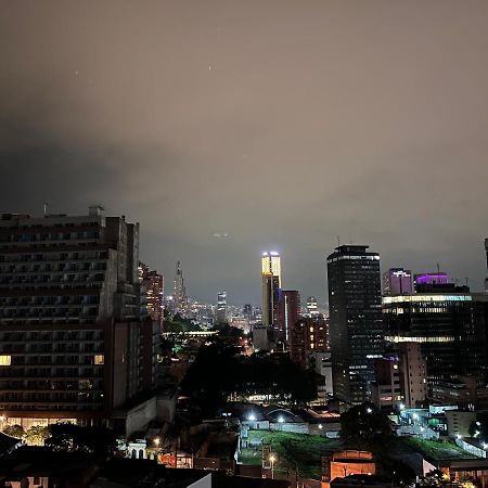 Penthouse Con Vista A Los Cerros. Bogotá Esterno foto